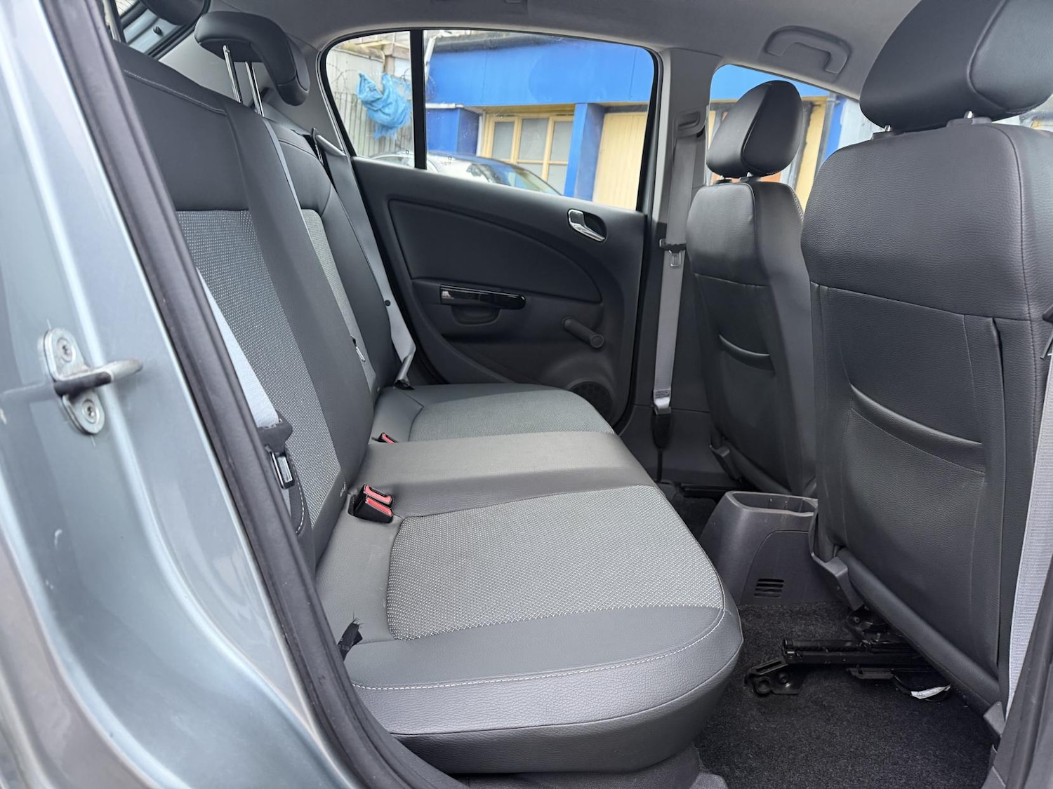 Used Vauxhall Corsa 2010 for sale - 77055752: Photo 11