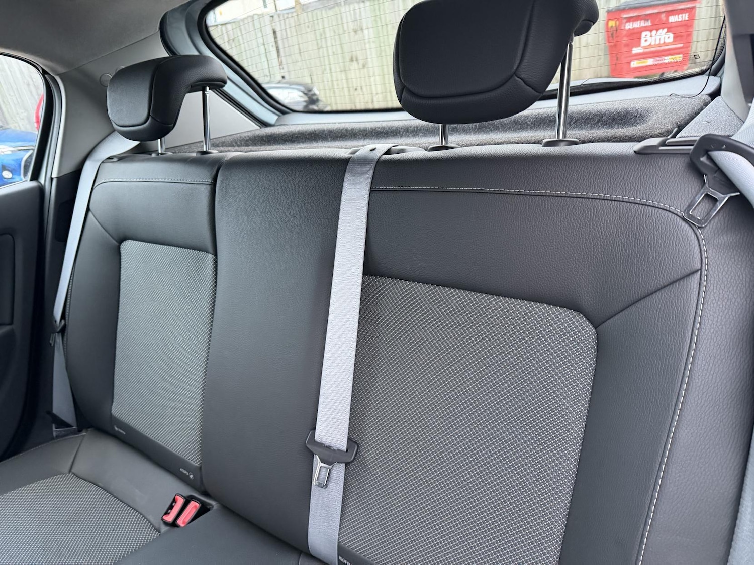 Used Vauxhall Corsa 2010 for sale - 77055752: Photo 19