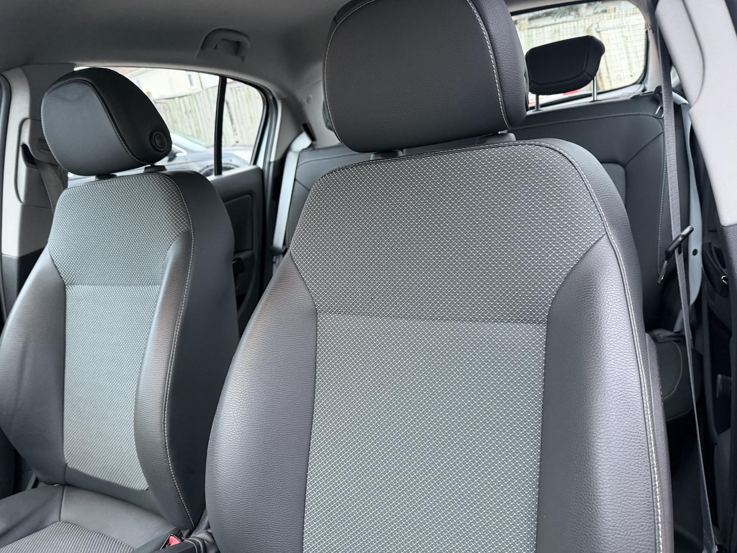 Used Vauxhall Corsa 2010 for sale - 77055752: Photo 25