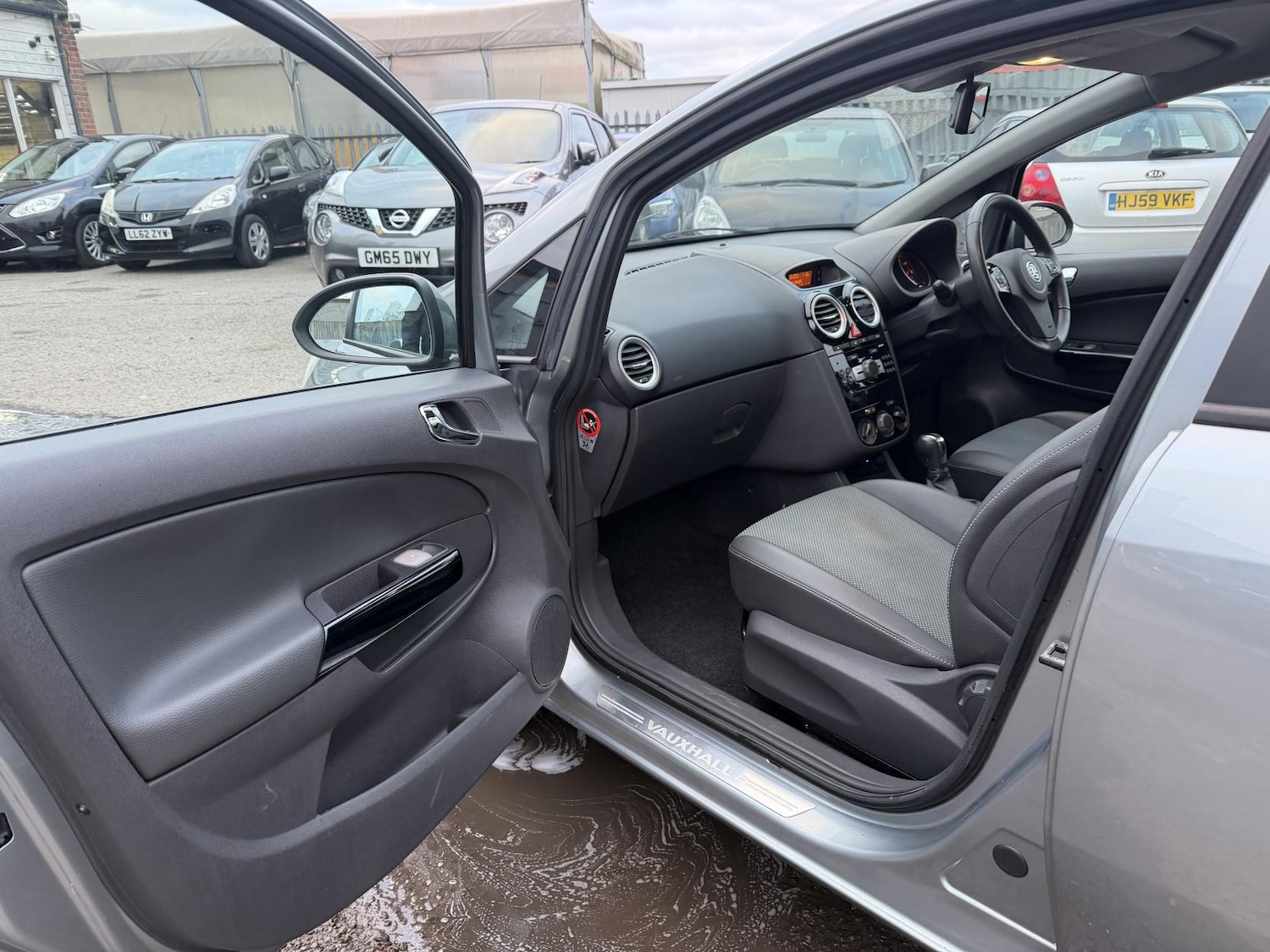 Used Vauxhall Corsa 2010 for sale - 77055752: Photo 27