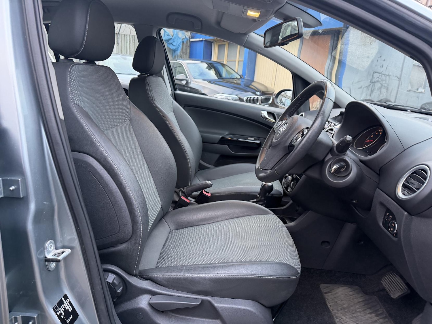 Used Vauxhall Corsa 2010 for sale - 77055752: Photo 32