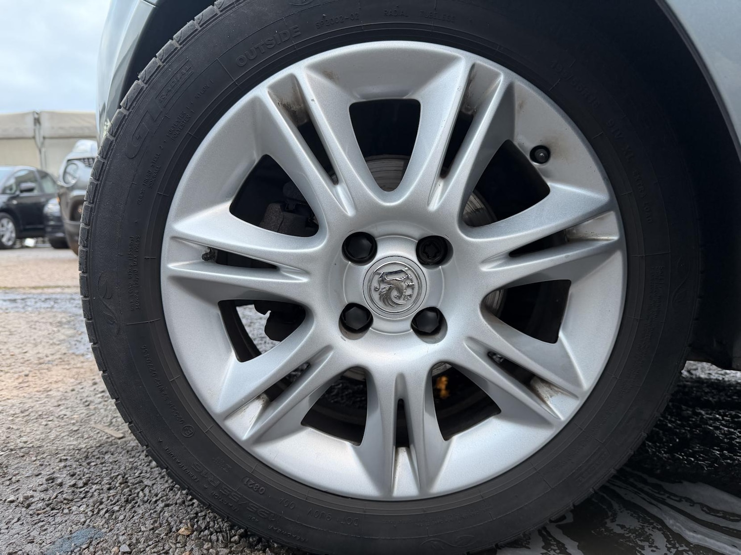 Used Vauxhall Corsa 2010 for sale - 77055752: Photo 56