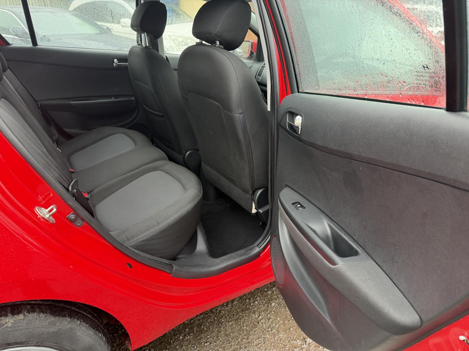 Used Hyundai i20 2013 for sale - 76766735: Photo 13