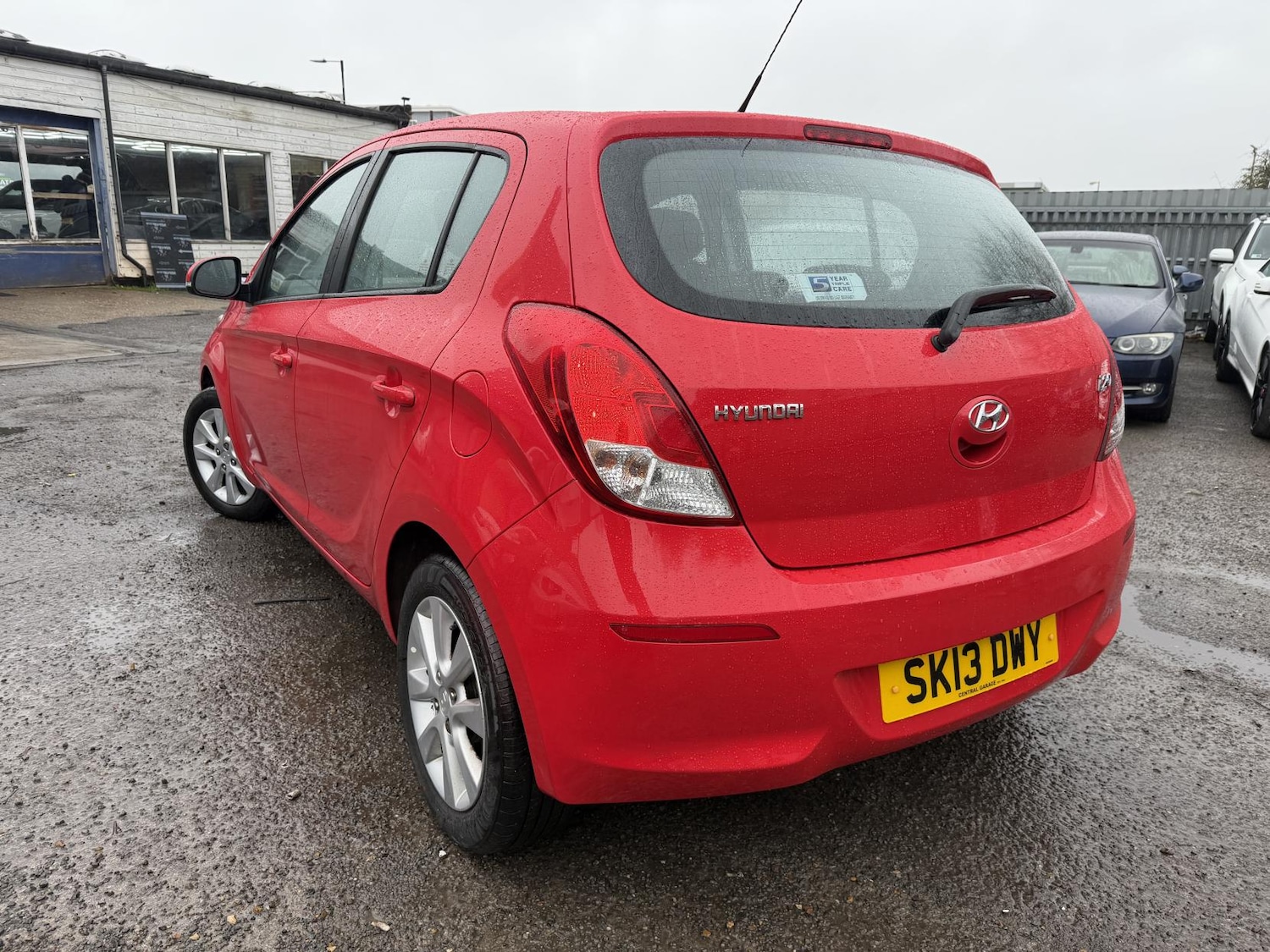 Used Hyundai i20 2013 for sale - 76766735: Photo 2