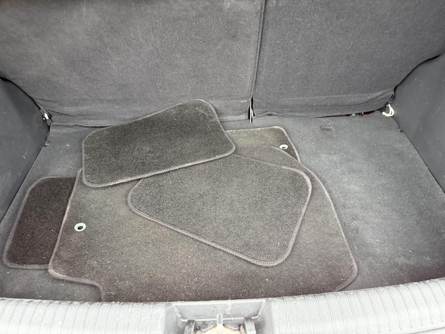 Used Hyundai i20 2013 for sale - 76766735: Photo 23