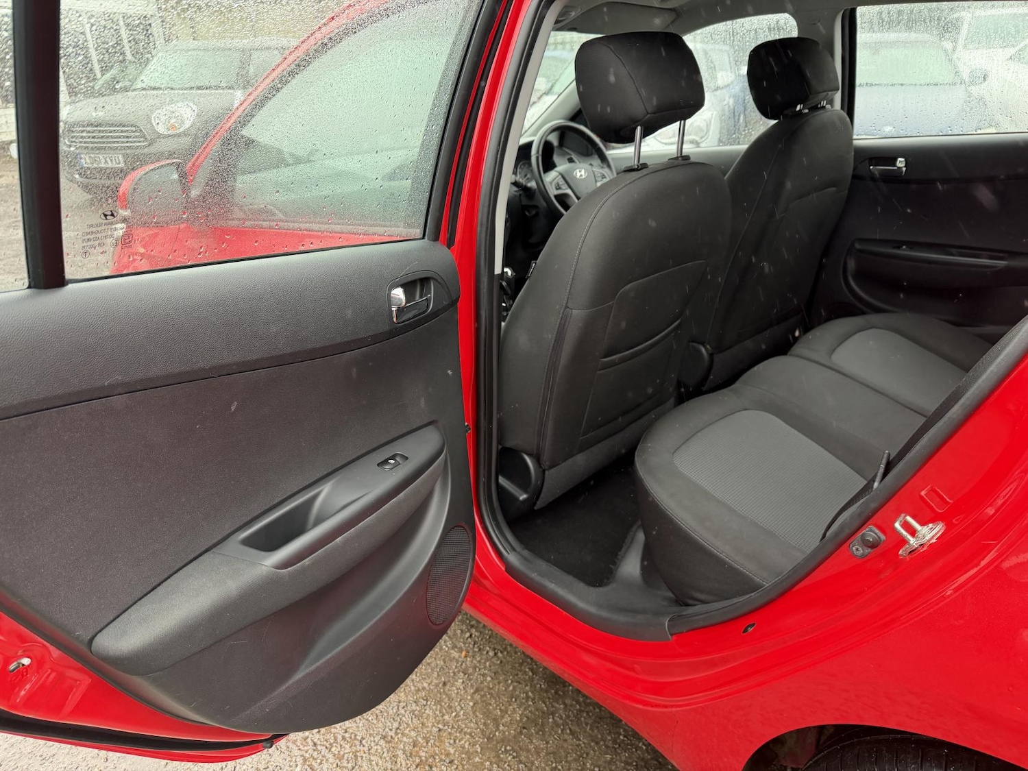 Used Hyundai i20 2013 for sale - 76766735: Photo 26