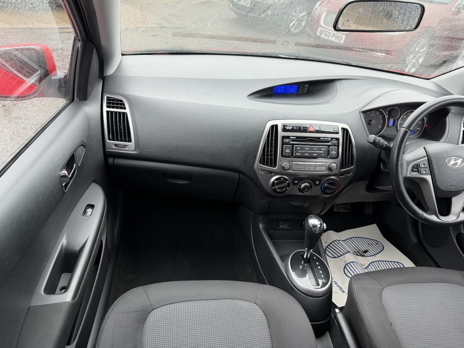 Used Hyundai i20 2013 for sale - 76766735: Photo 32