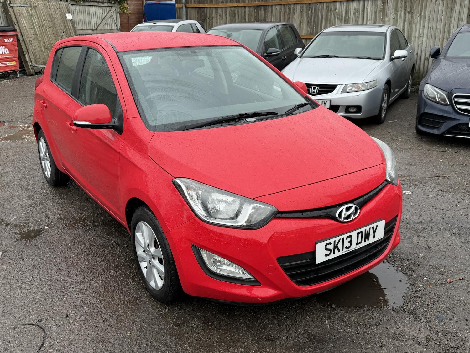Used Hyundai i20 2013 for sale - 76766735: Photo 5