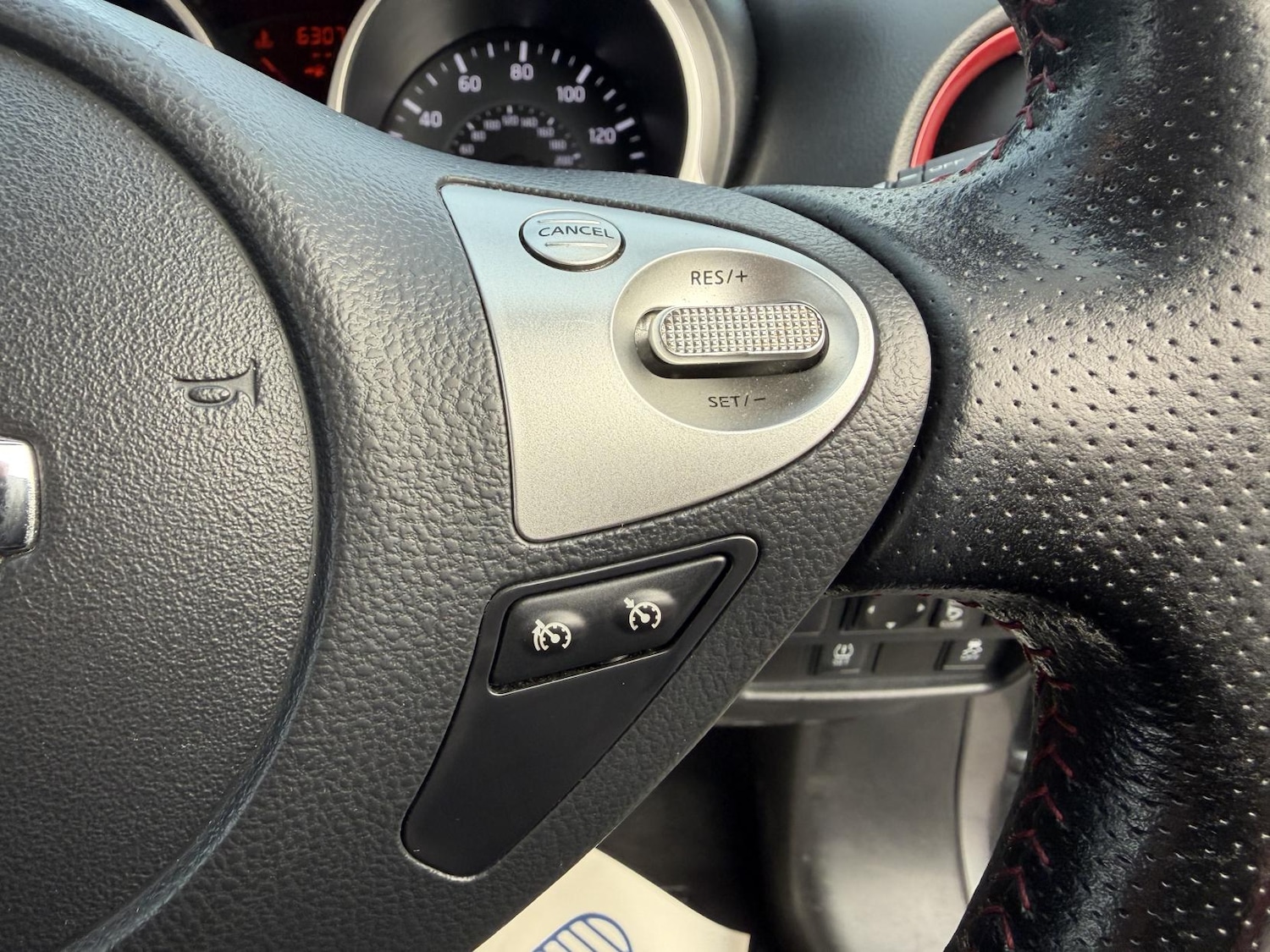 Used Nissan Juke 2015 for sale - 76935571: Photo 48