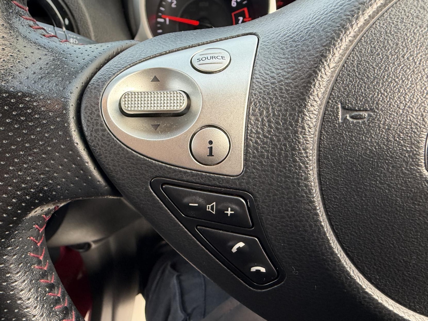 Used Nissan Juke 2015 for sale - 76935571: Photo 49