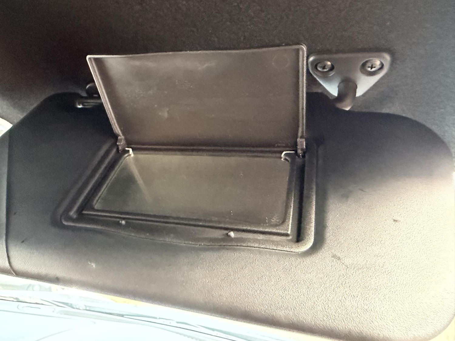 Used Nissan Juke 2015 for sale - 76935571: Photo 60