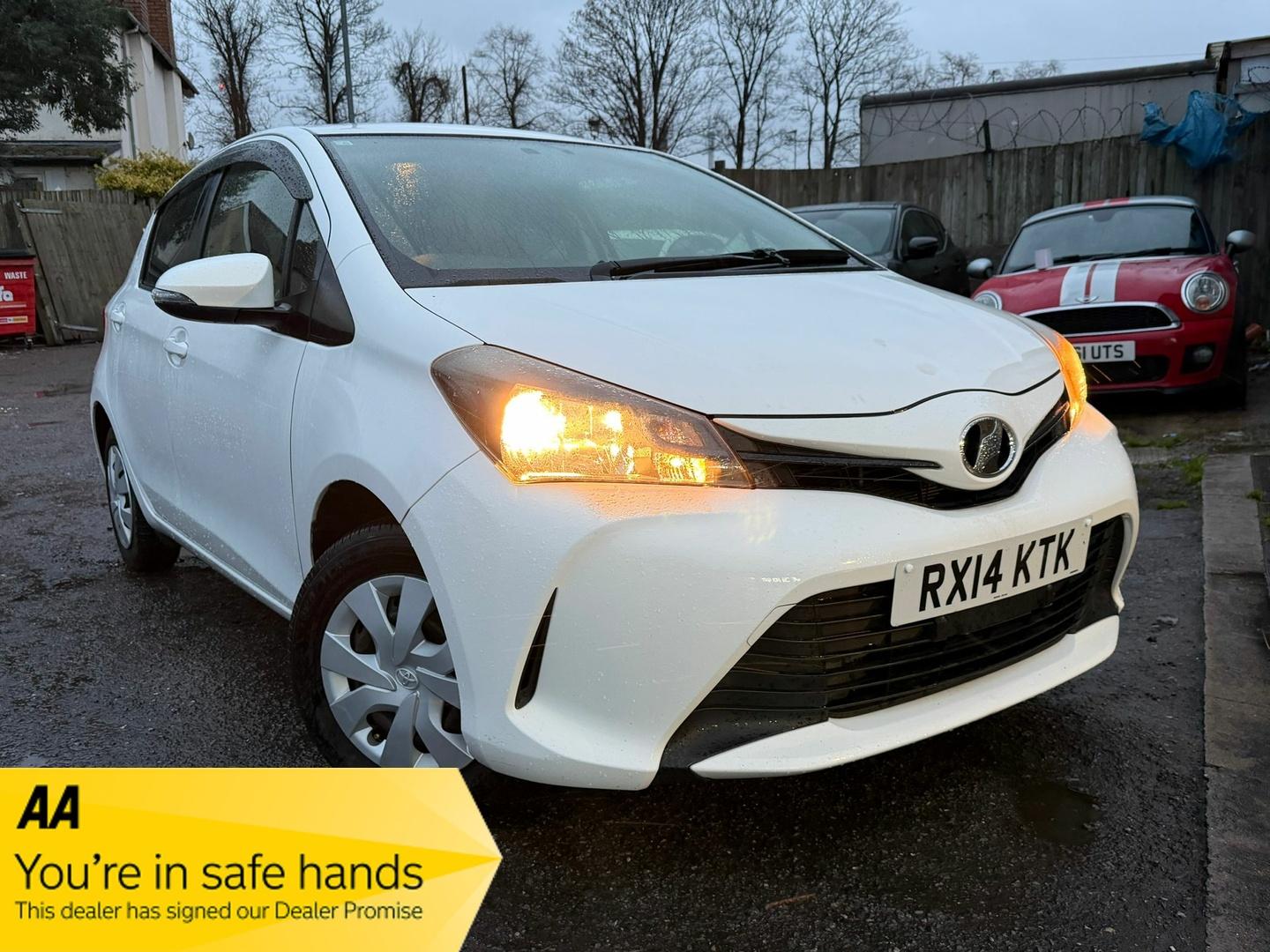 Used Toyota Yaris 2014 for sale - 76882185: Photo 1
