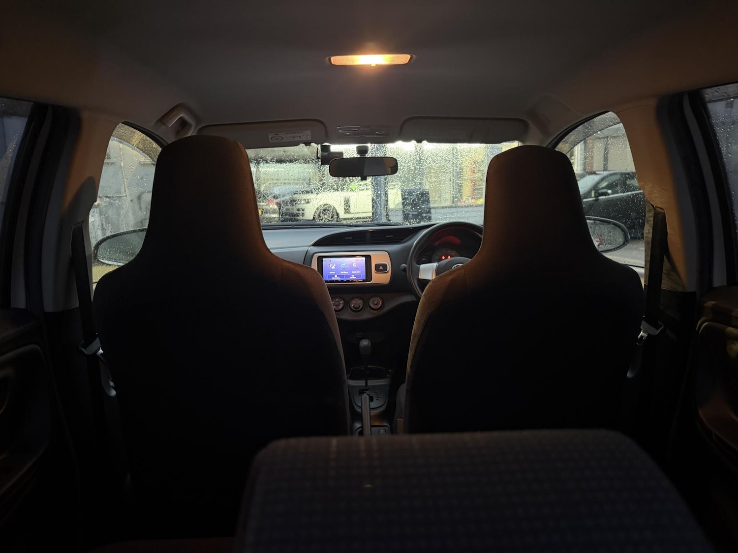 Used Toyota Yaris 2014 for sale - 76882185: Photo 22