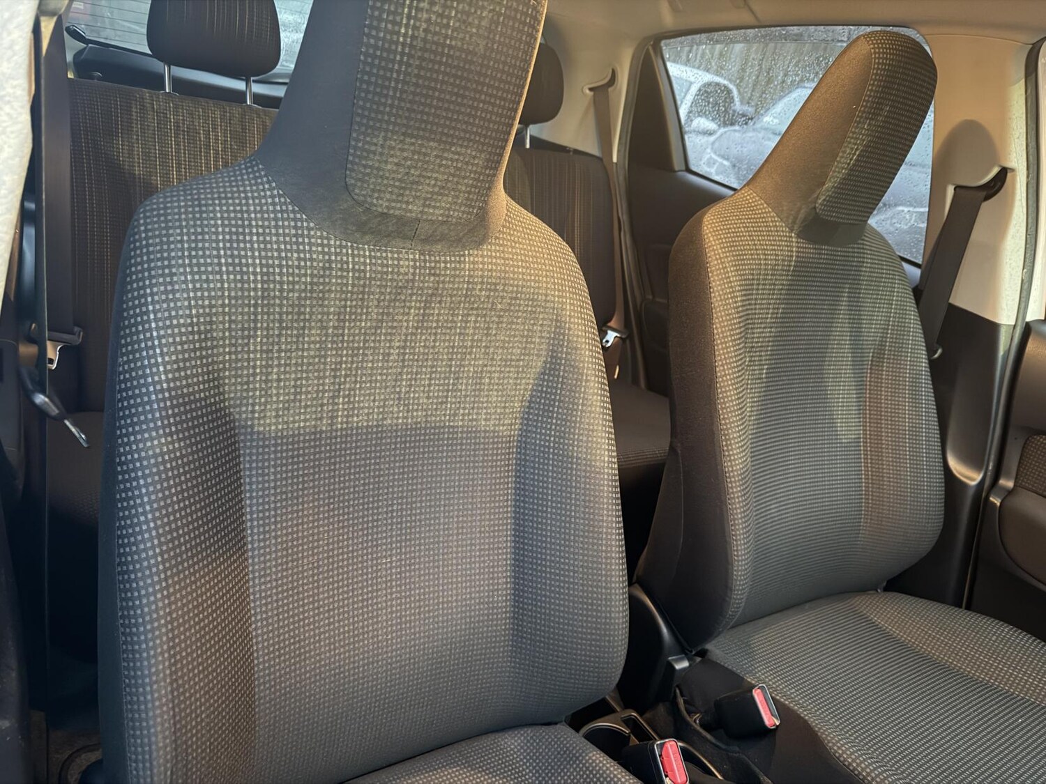 Used Toyota Yaris 2014 for sale - 76882185: Photo 32