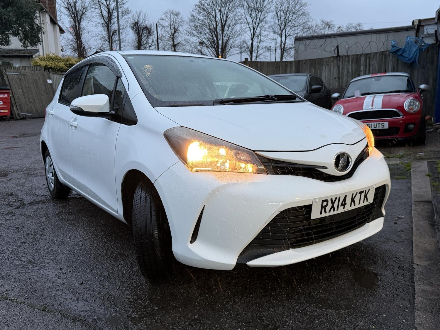 Used Toyota Yaris 2014 for sale - 76882185: Photo 56