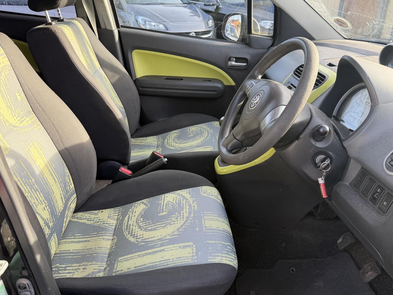 Used Vauxhall Agila 2011 for sale - 77127775: Photo 10