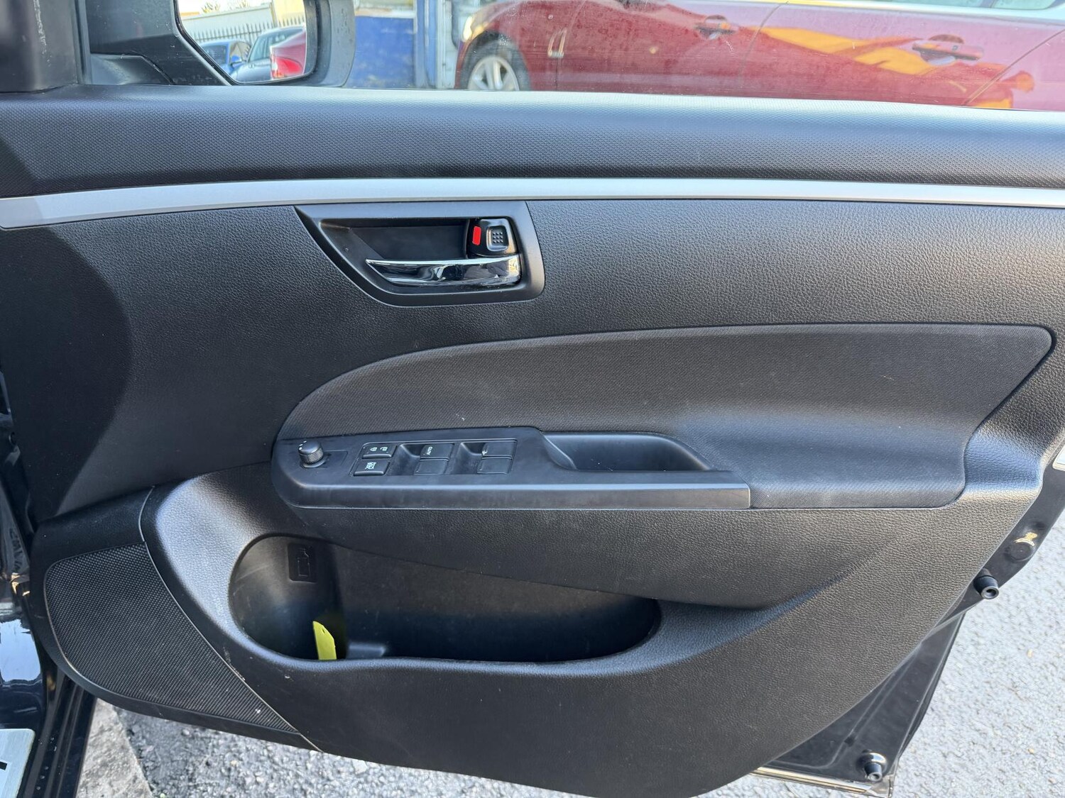 Used Suzuki Swift 2014 for sale - 76762226: Photo 42