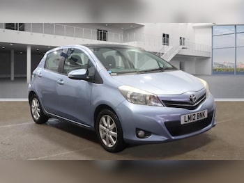 Used Toyota Yaris 2012 for sale - 77015197: Photo
