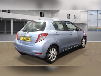 Used Toyota Yaris 2012 for sale - 77015197: Photo