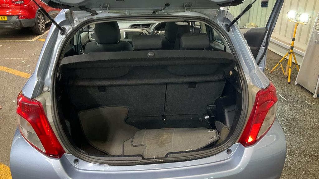 Used Toyota Yaris 2012 for sale - 77015197: Photo 7