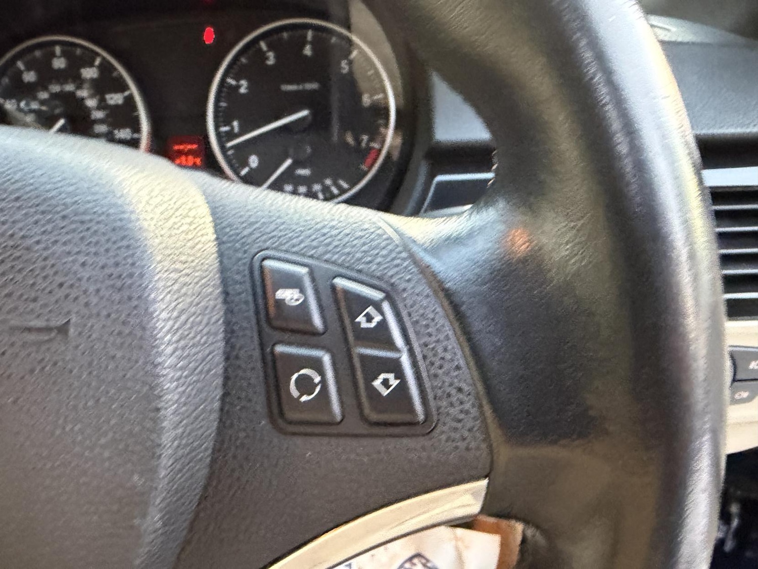 Used BMW 3 Series 2010 for sale - 77170696: Photo 16