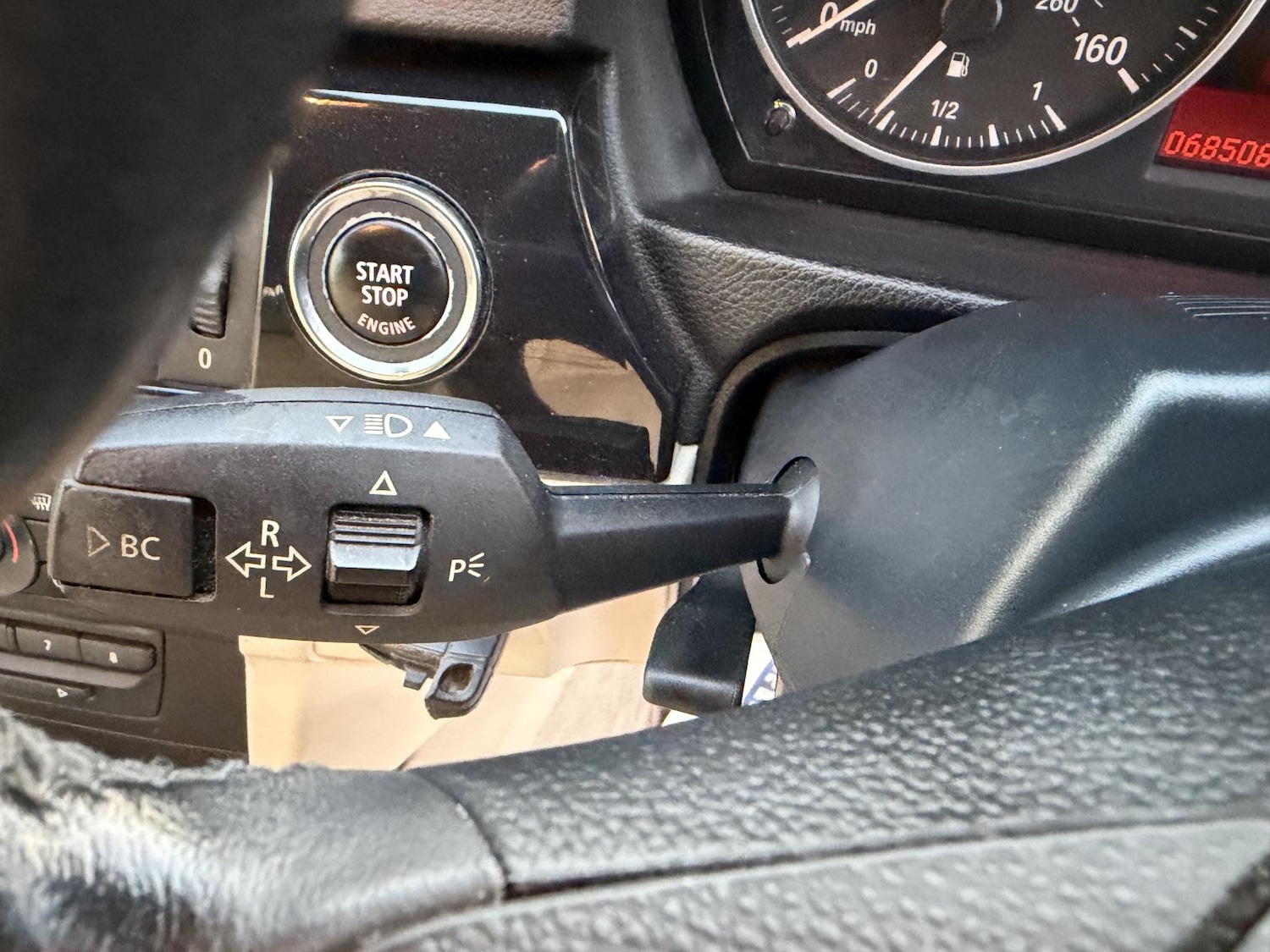 Used BMW 3 Series 2010 for sale - 77170696: Photo 19