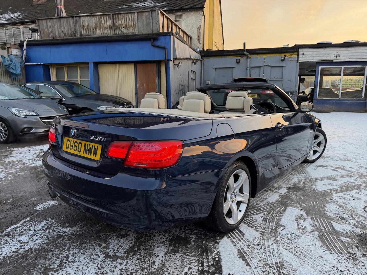 Used BMW 3 Series 2010 for sale - 77170696: Photo 2