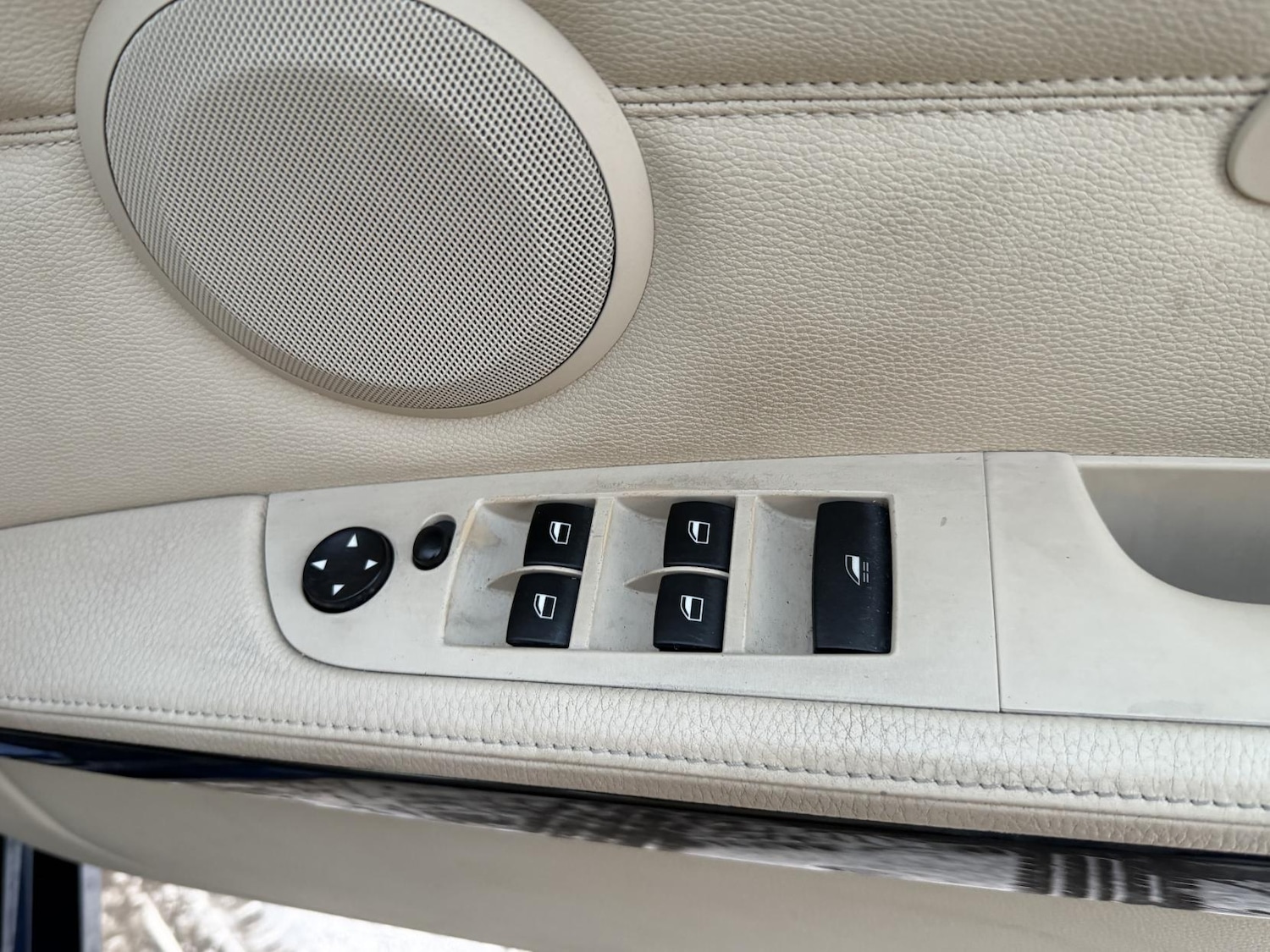 Used BMW 3 Series 2010 for sale - 77170696: Photo 21