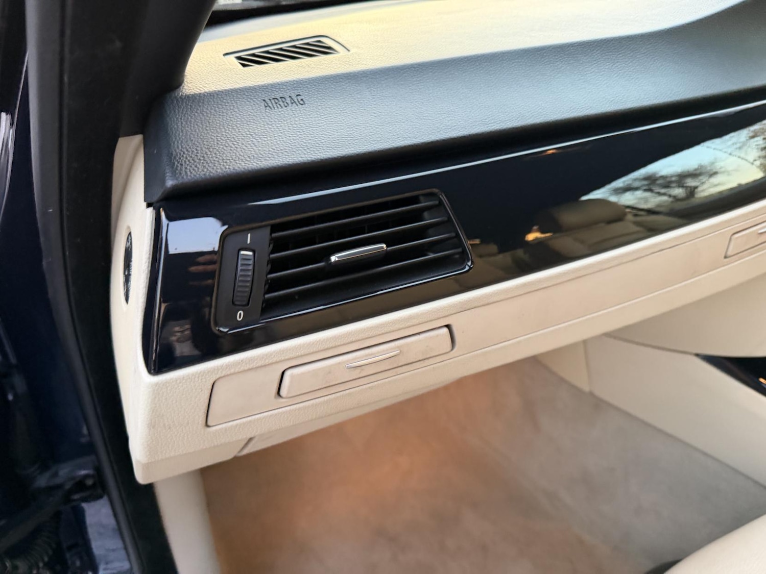 Used BMW 3 Series 2010 for sale - 77170696: Photo 27