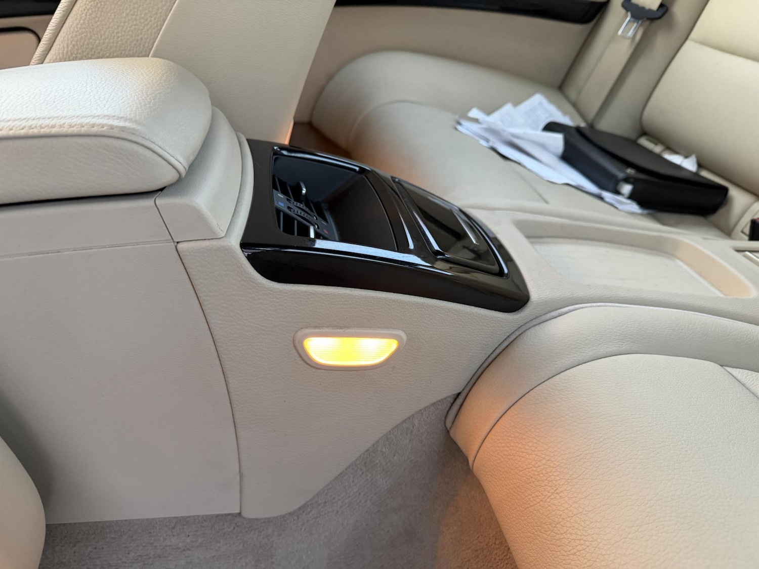 Used BMW 3 Series 2010 for sale - 77170696: Photo 30