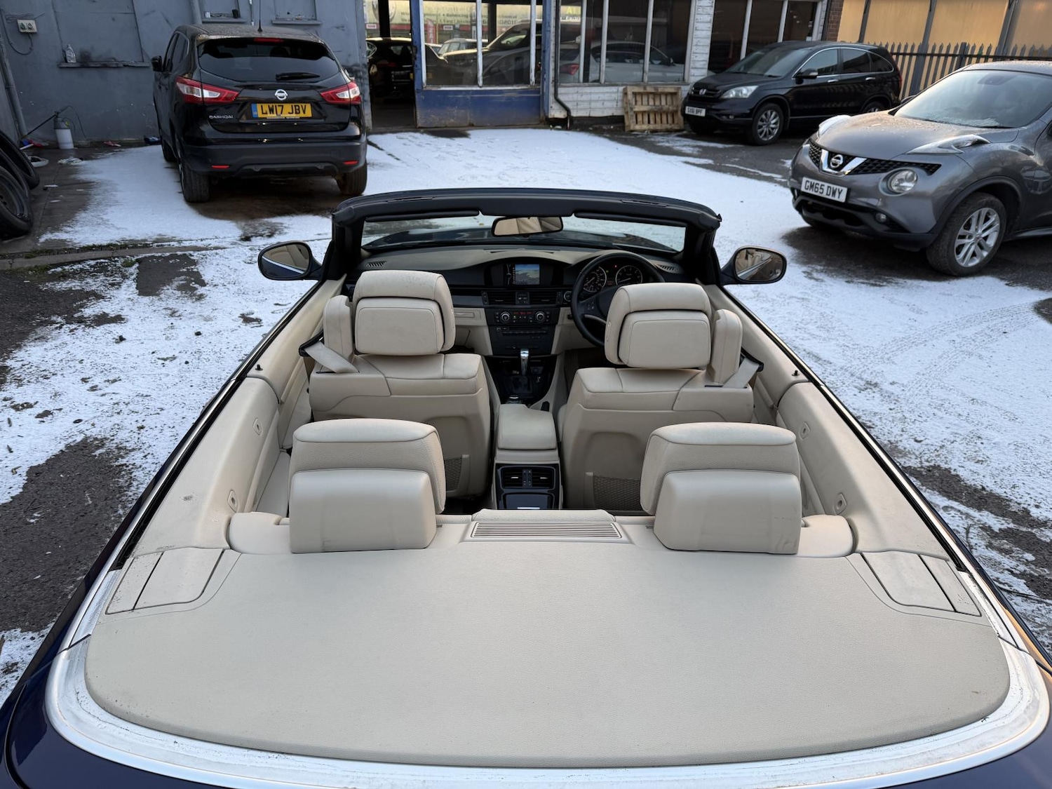 Used BMW 3 Series 2010 for sale - 77170696: Photo 45