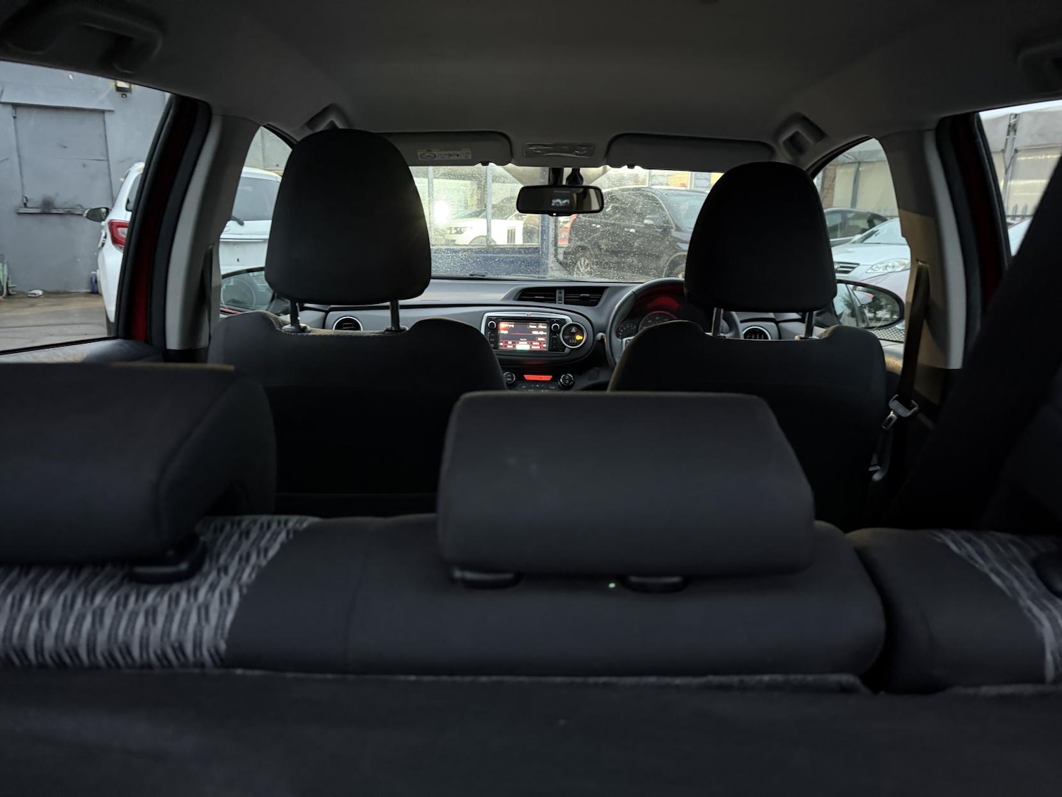 Used Toyota Yaris 2014 for sale - 76762215: Photo 22