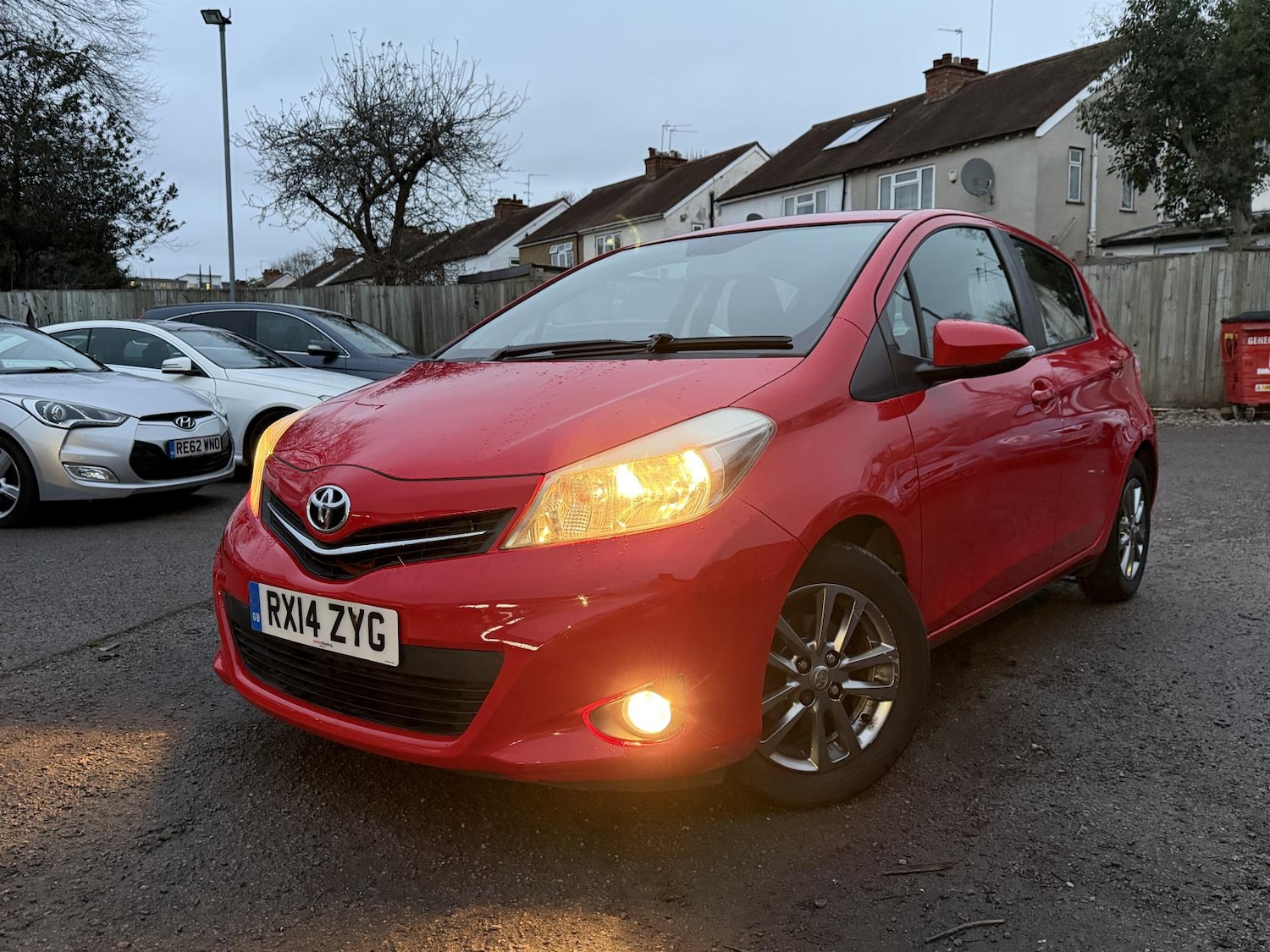 Used Toyota Yaris 2014 for sale - 76762215: Photo 3
