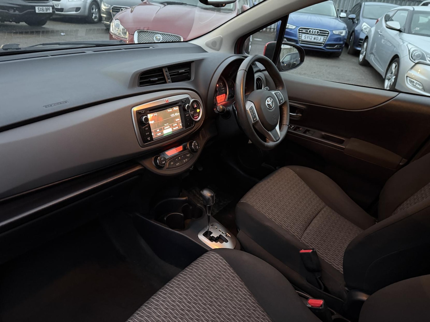 Used Toyota Yaris 2014 for sale - 76762215: Photo 36