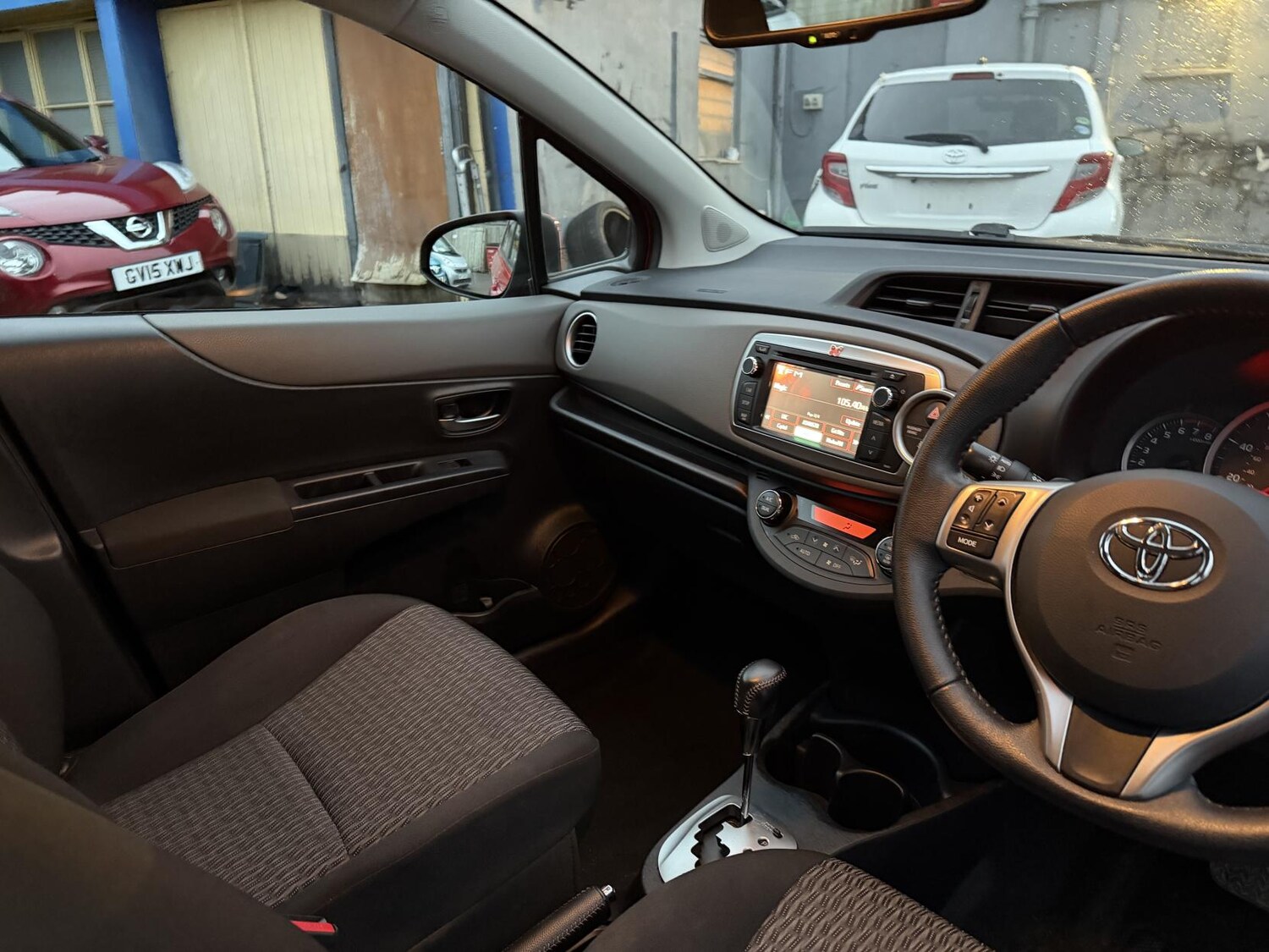 Used Toyota Yaris 2014 for sale - 76762215: Photo 42