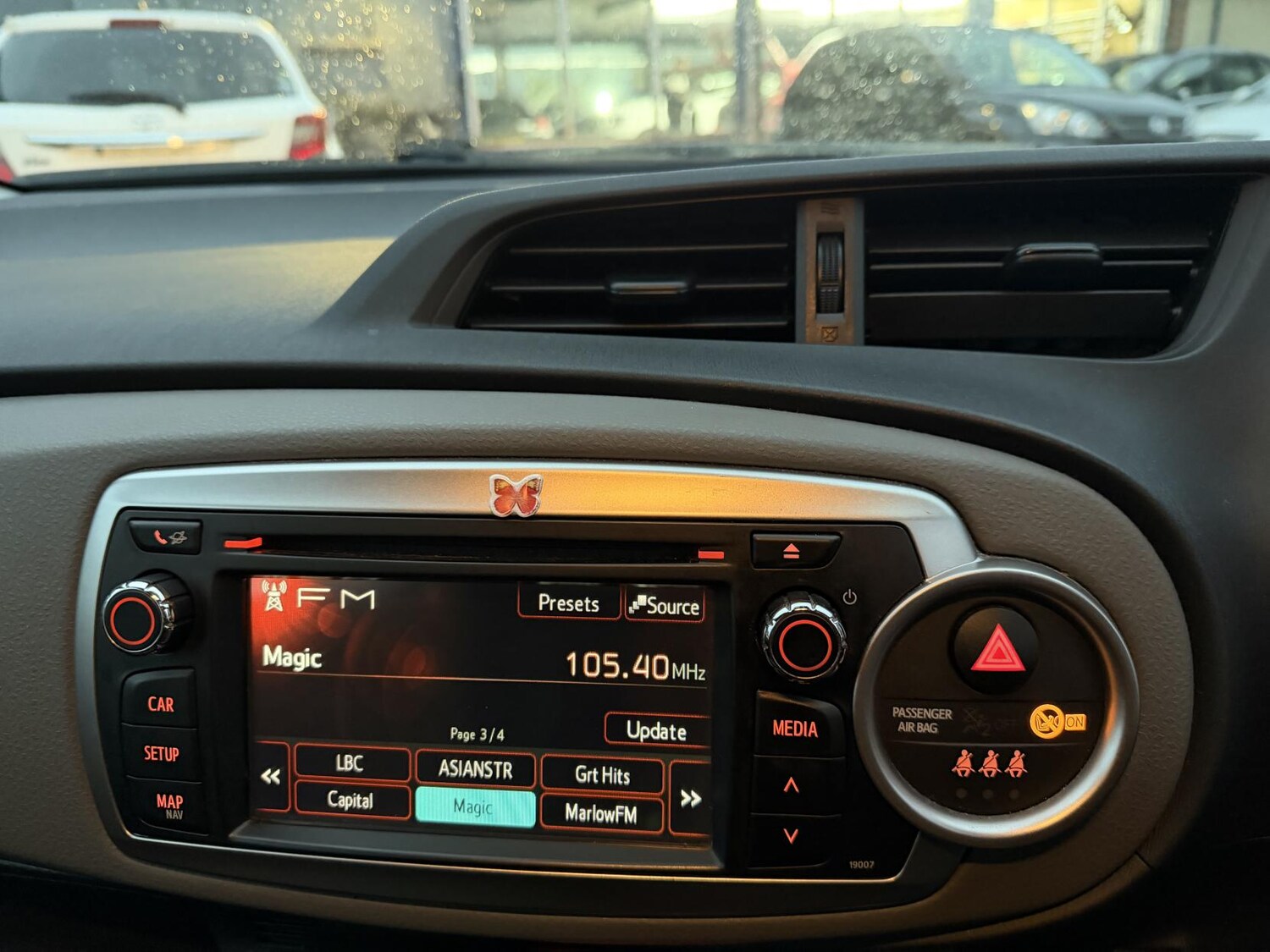 Used Toyota Yaris 2014 for sale - 76762215: Photo 51