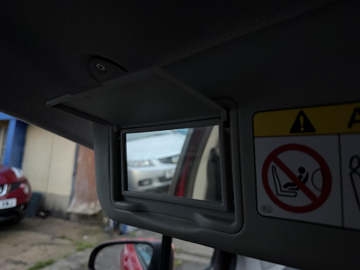 Used Toyota Yaris 2014 for sale - 76762215: Photo 56