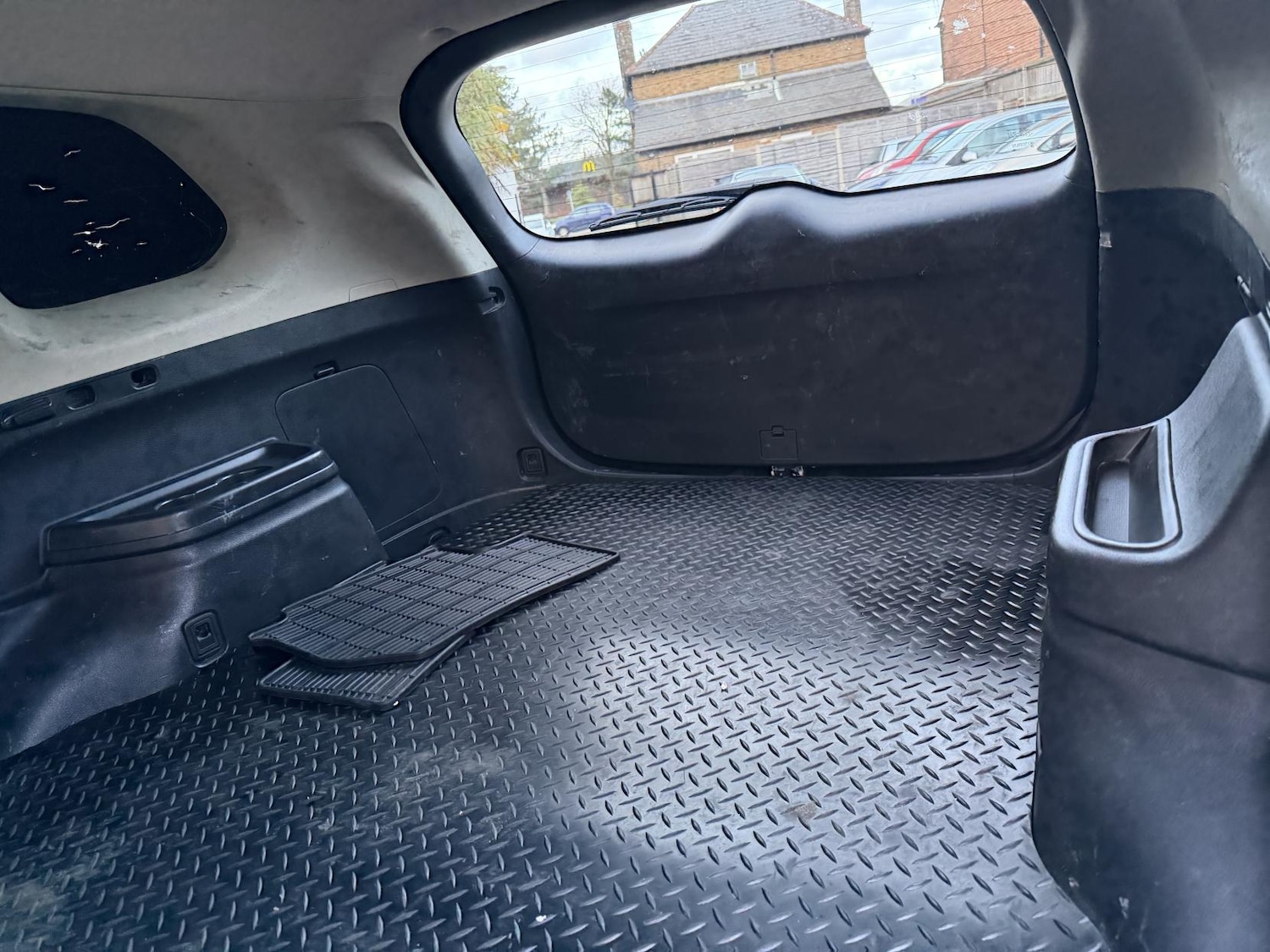 Used Mitsubishi Outlander 2020 for sale - 77264771: Photo 19