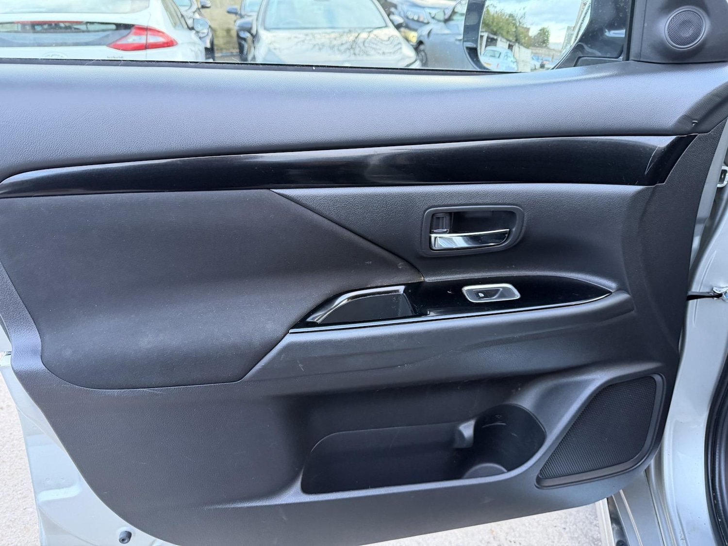 Used Mitsubishi Outlander 2020 for sale - 77264771: Photo 22