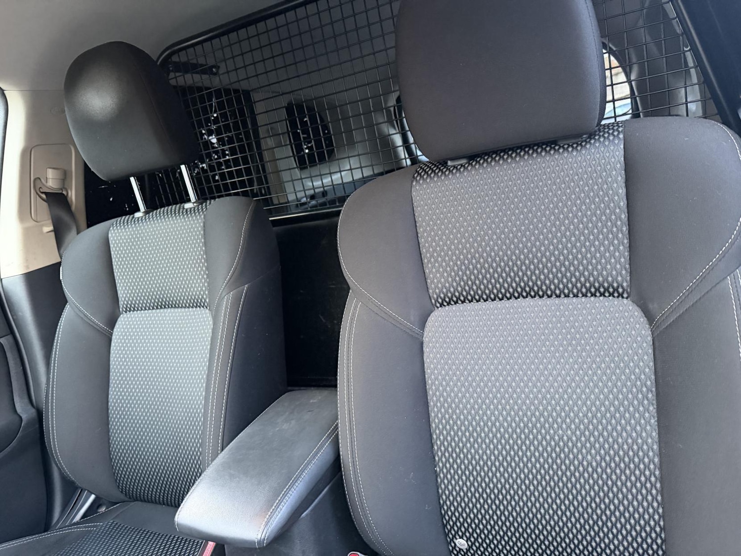 Used Mitsubishi Outlander 2020 for sale - 77264771: Photo 24