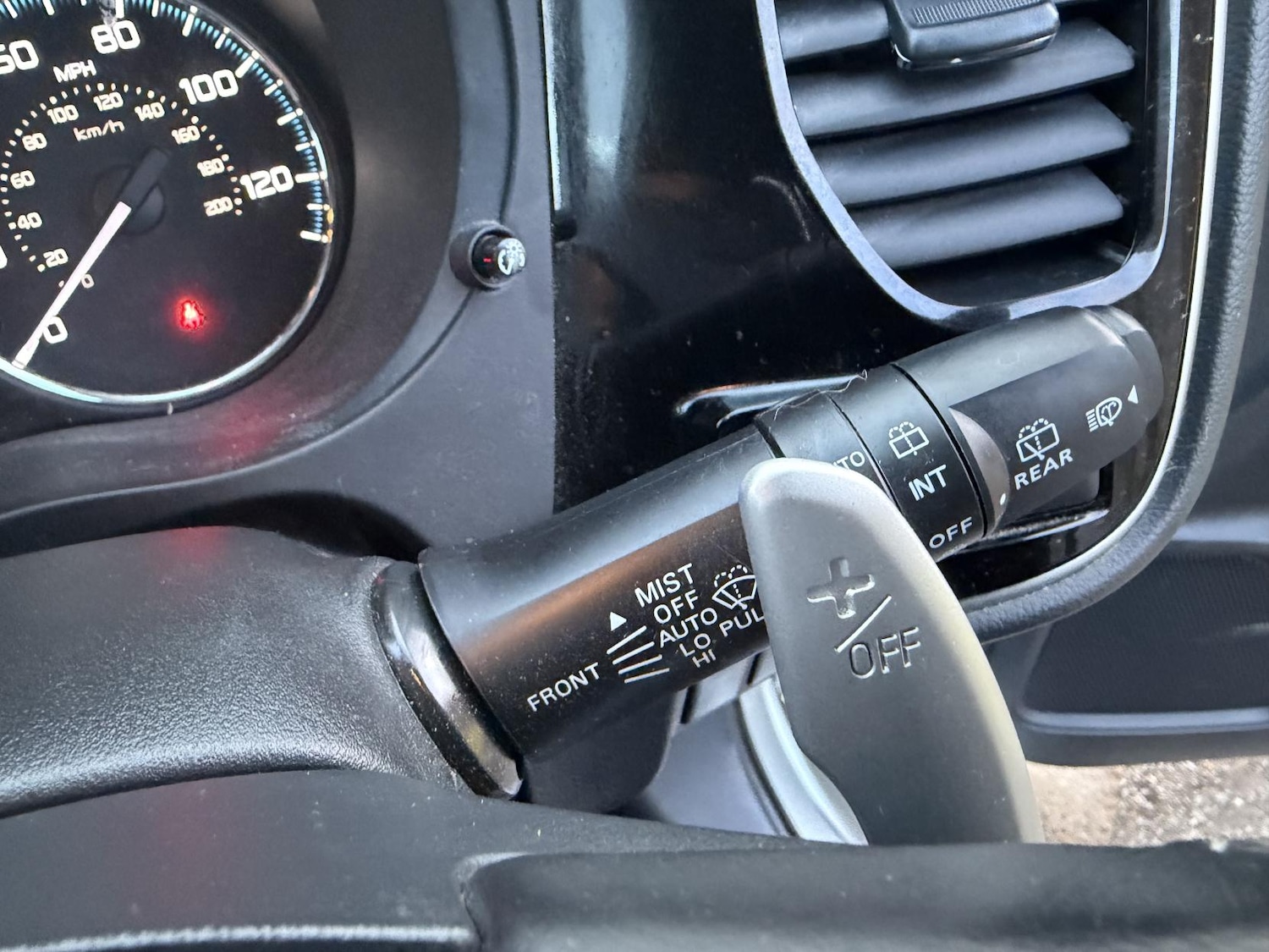 Used Mitsubishi Outlander 2020 for sale - 77264771: Photo 31