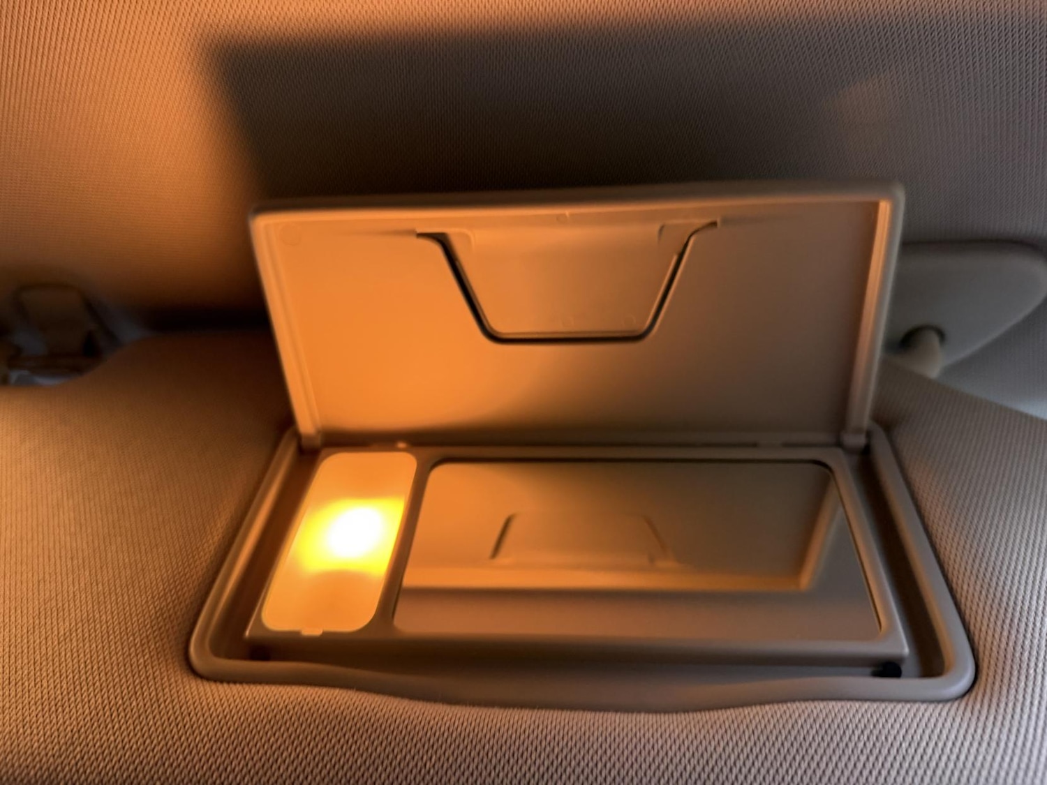 Used Mitsubishi Outlander 2020 for sale - 77264771: Photo 40