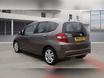 Used Honda Jazz 2011 for sale - 77289538: Photo