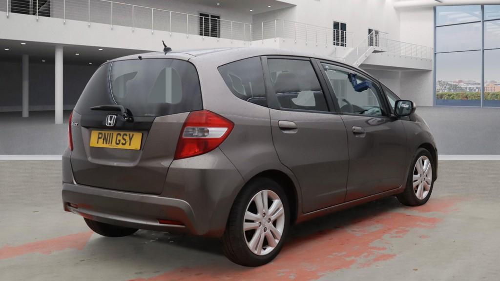 Used Honda Jazz 2011 for sale - 77289538: Photo 4
