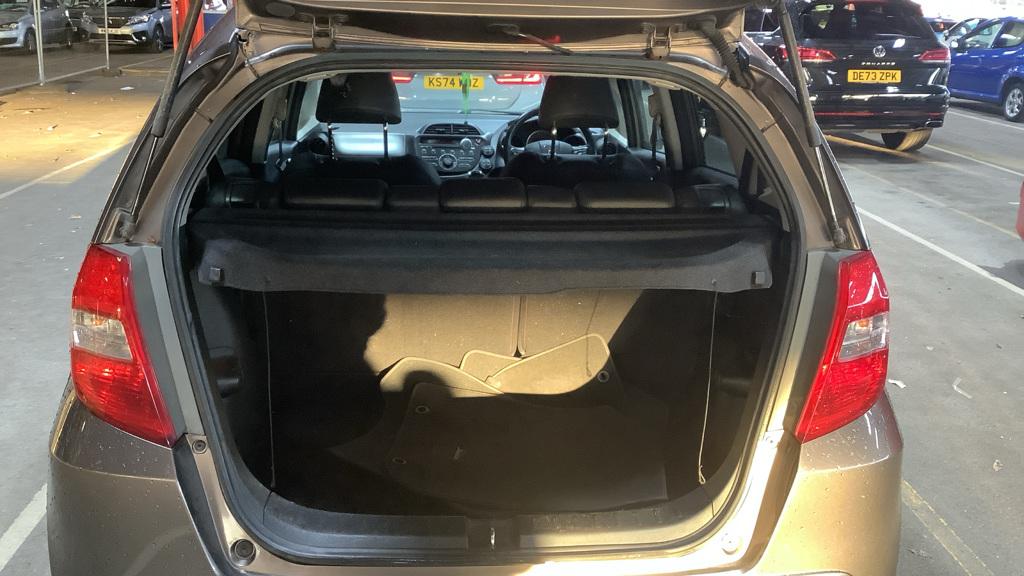 Used Honda Jazz 2011 for sale - 77289538: Photo 7