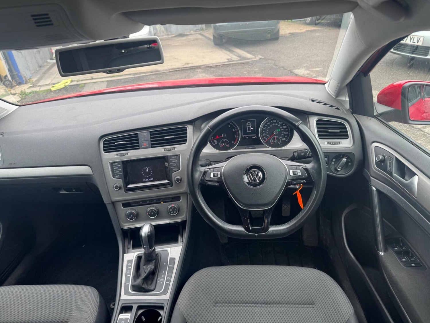 Used Volkswagen Golf 2015 for sale - 76762212: Photo 19