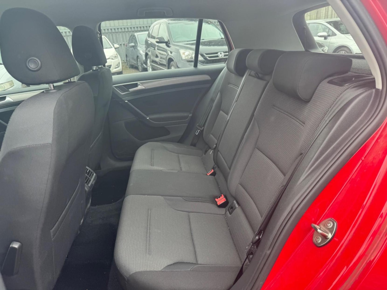 Used Volkswagen Golf 2015 for sale - 76762212: Photo 24