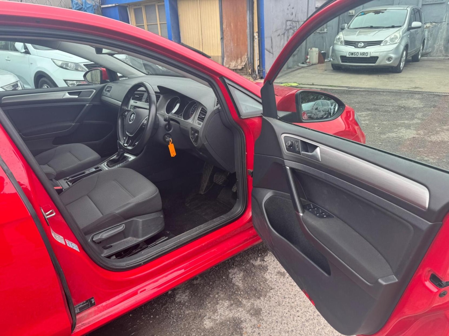 Used Volkswagen Golf 2015 for sale - 76762212: Photo 35