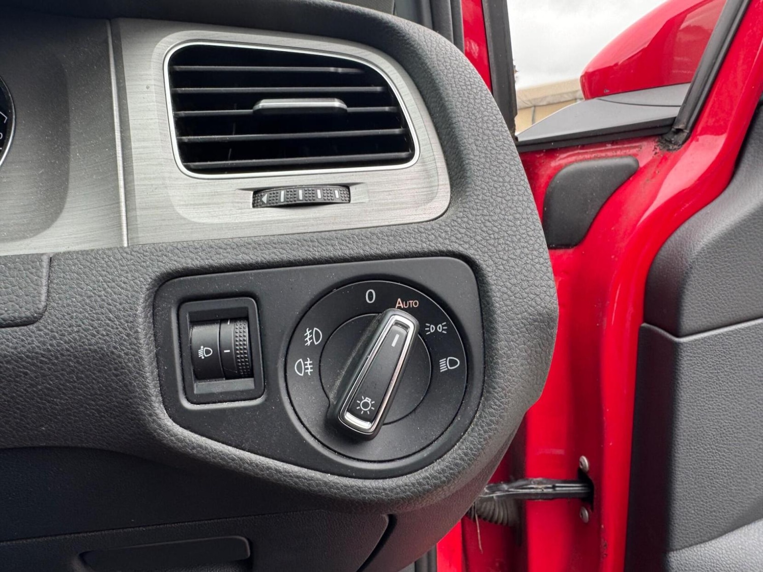 Used Volkswagen Golf 2015 for sale - 76762212: Photo 36