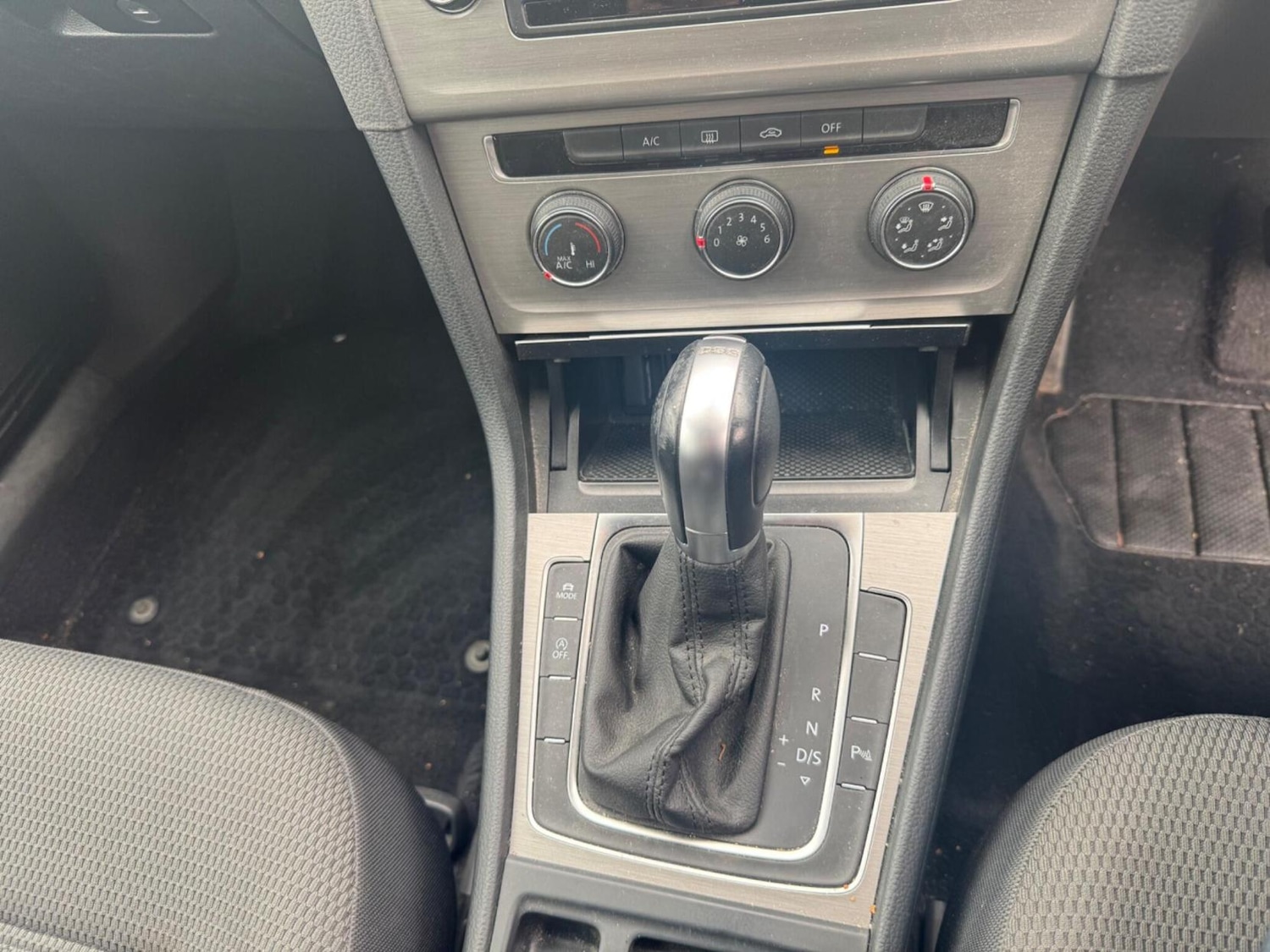 Used Volkswagen Golf 2015 for sale - 76762212: Photo 50